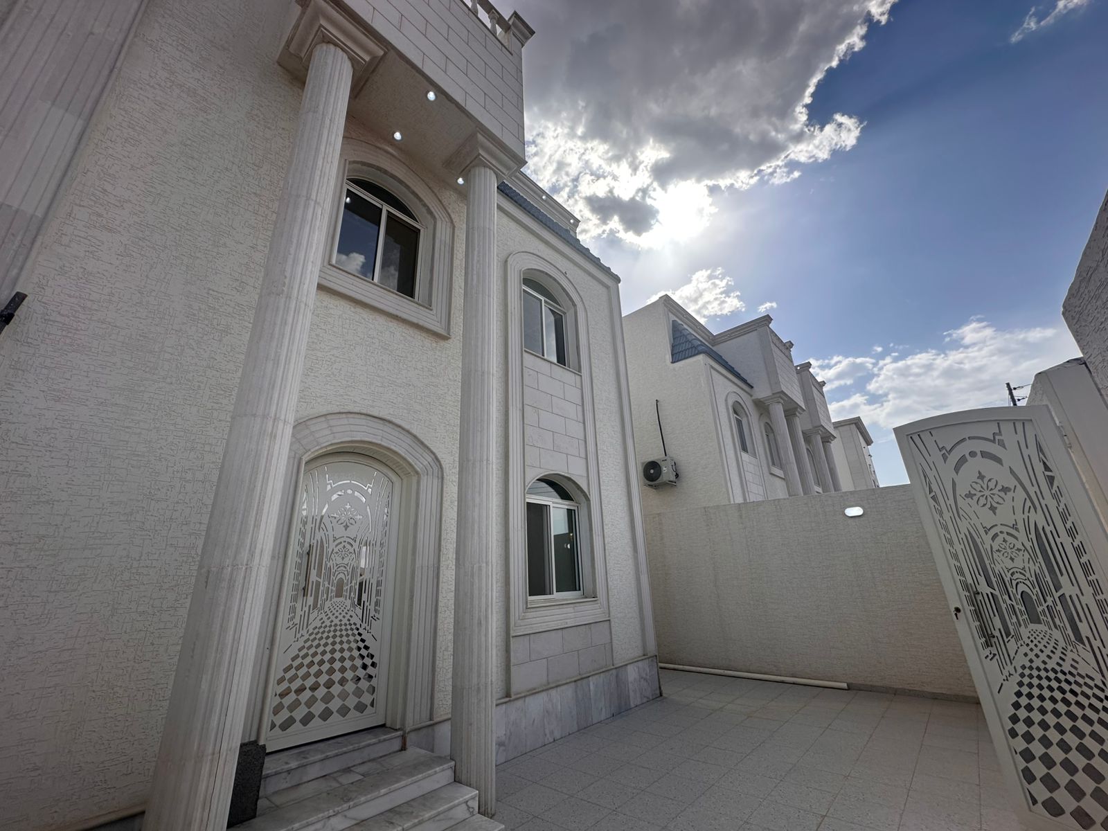 شقق وملاحق بالطائف - الوسام للعقار